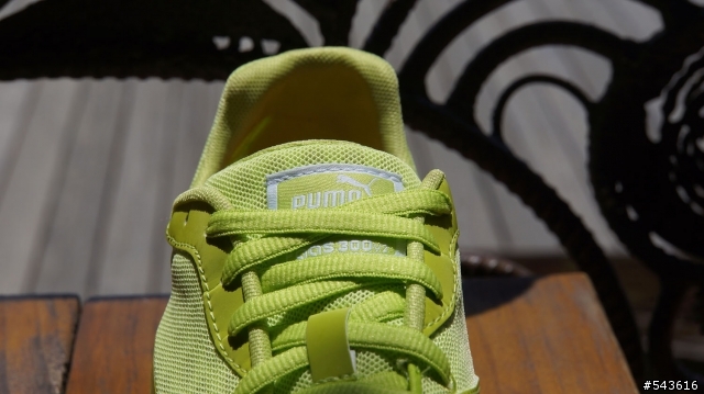 [丁仔分享]PUMA FAAS 300 V2 GLOW名副其實的夜光慢跑鞋!!好覲阿!!
