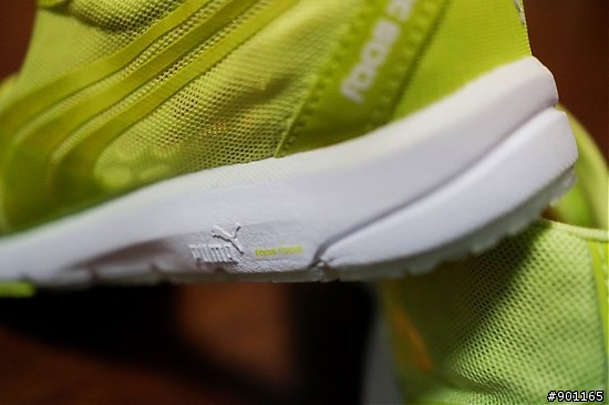 夜光為跑步加樂 - PUMA FAAS 300 v2 Glow