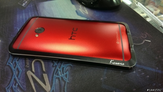 【開箱】依然HTC~ 紅 ONE 32G