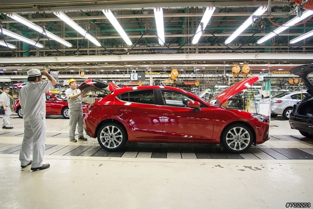 NEW MAZDA3 出關囉!!!