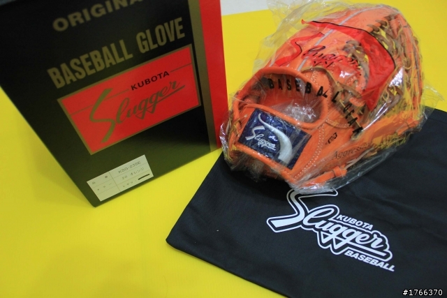 《開箱文》終於入手新中夢幻品牌，久保田 硬式KSG-23SE