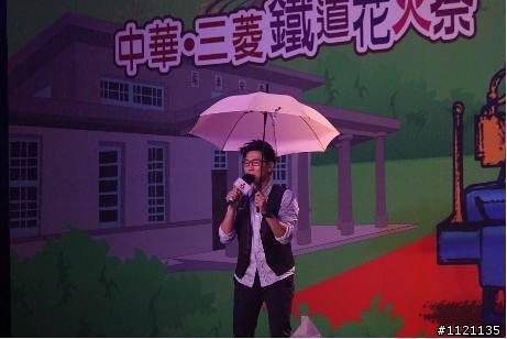 德國進口手排Fiesta週年開箱回憶&周末賽道+鐵道亂闖記