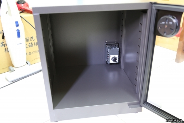 [開箱] 防潮家 FD-62CA   台灣製造!!