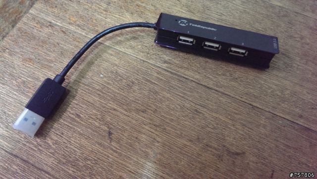 【開箱】Tek Republic TUH-200 USB 3.0 + 2.0 4埠集線器