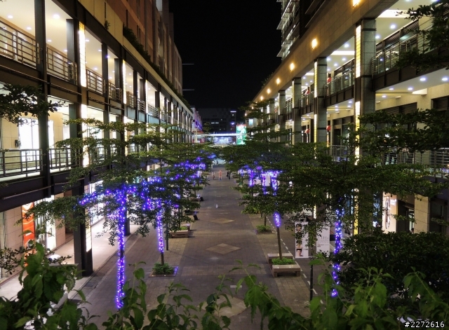 加班人生 P330的夜貓眼