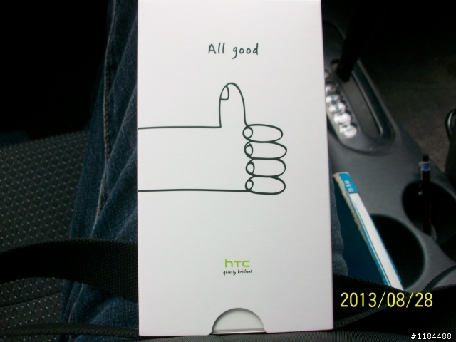 拍照有陰影，送修回來了。HTC的維修，讚，又迅速！