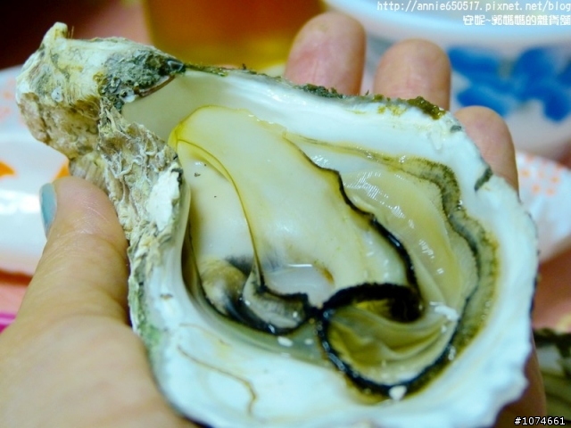 （東港）開業２０多年的東港新新海鮮家庭料理！整天都有營業！嗆名打卡有優惠，送脆皮豆腐！