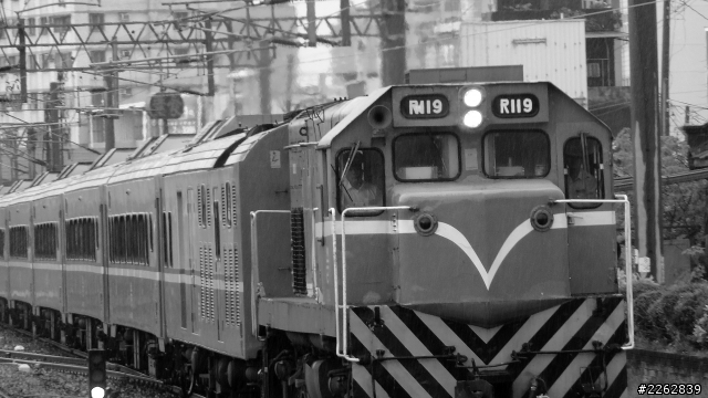 HX9V 台鐵即景之戀戀風城