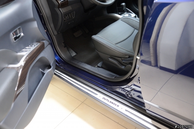 下訂~讓人生進階的Mitsubishi Outlander心路歷程(8/5新增交車照)