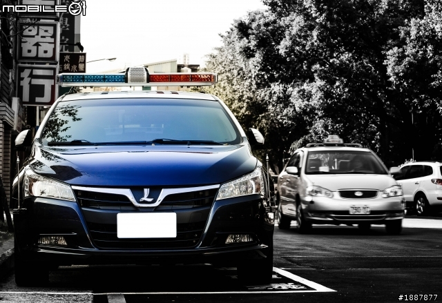 Luxgen 5 Sedan警車之首都出沒