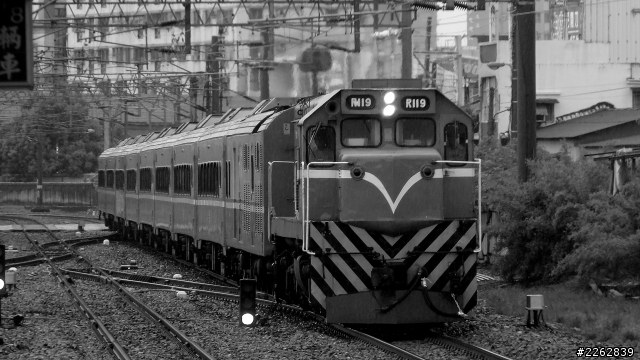 HX9V 台鐵即景之戀戀風城