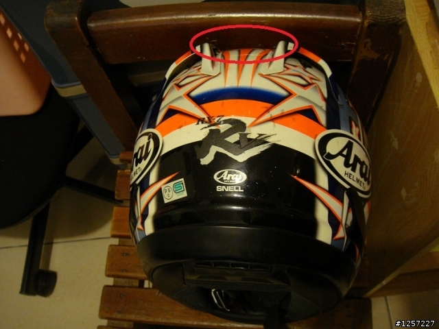 [遭竊] Arai RR5 Edwards 白底橘星彩繪 桃園高鐵站附近