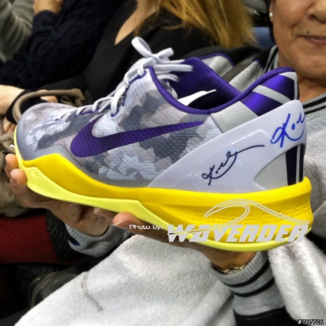 人生第一雙KOBE 8 ID