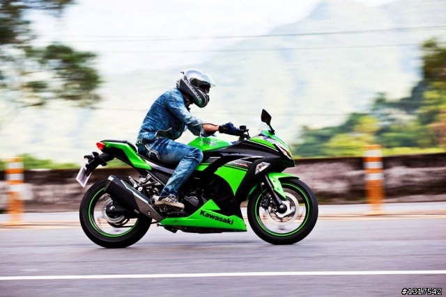NINJA 300 開箱(續)