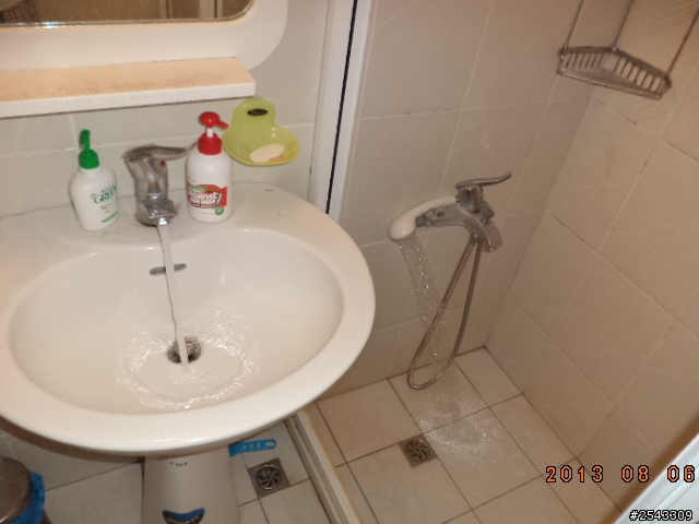 [DIY分享] 抓漏水實例: 地下室嚴重漏水