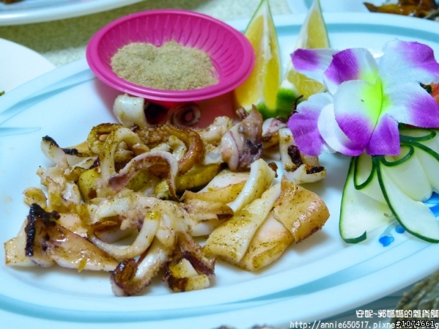 （東港）開業２０多年的東港新新海鮮家庭料理！整天都有營業！嗆名打卡有優惠，送脆皮豆腐！