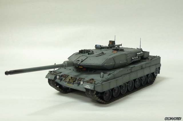1/35 德國豹2A6主力戰車 二戰德軍塗裝