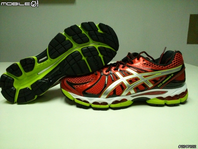 亞瑟士 ASICS NIMBUS 15 不專業開箱分享(無實測)
