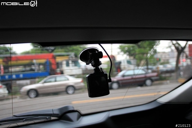 [開箱] 簡單開箱 雙離合大不同 Ford Focus MKIII 6W X VW Golf 6