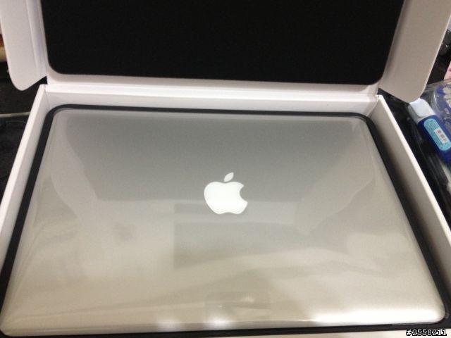[開箱]首次入手MacBook Pro(圖多)