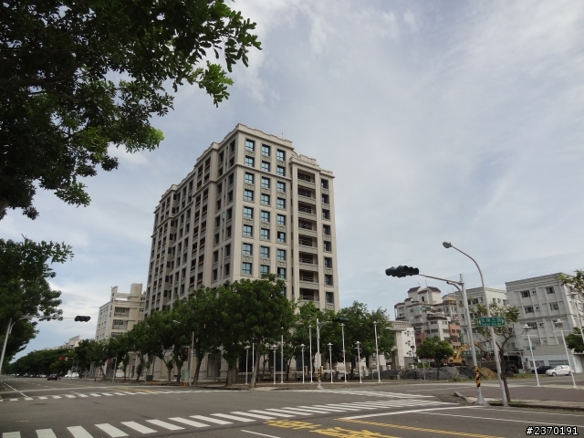 縣府及糖廠附近繞一圈…