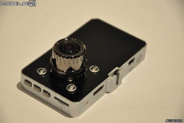 剛拿到手的 G2W 新款鋁合金機身紀錄器 96650主控 開箱摟 新增白天跟晚上影片~
