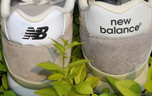 【開箱】New Balance MRL996AG