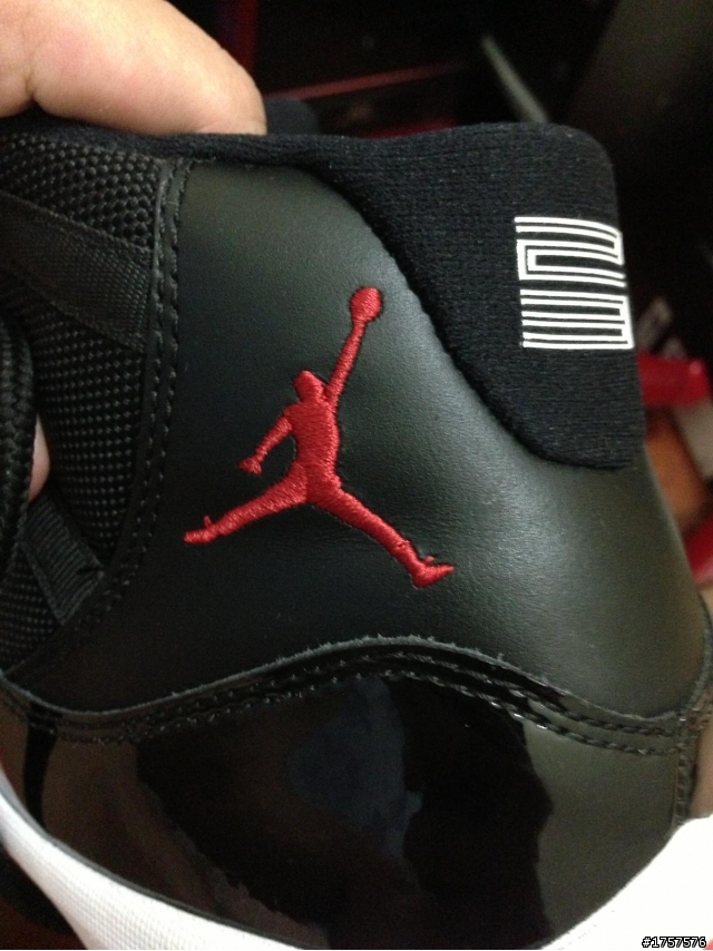 請問各位這雙AJ11是否為正品(圖多)