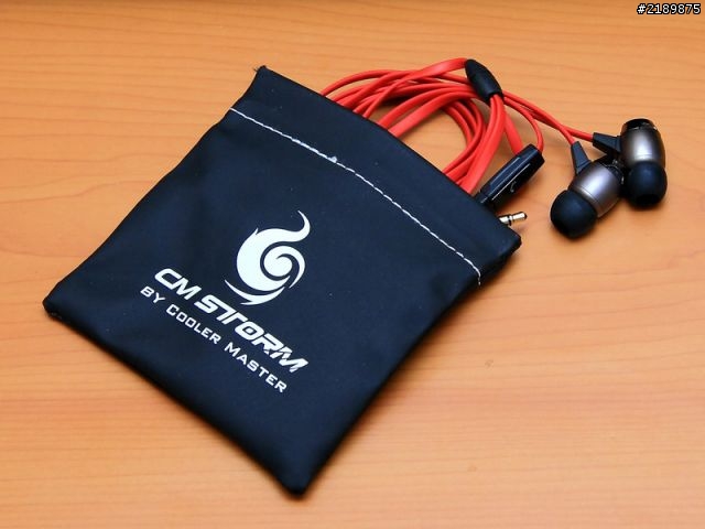 [敗家] CM Storm Pitch 貪狼星耳塞耳機 簡單分享