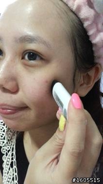 推艾杜紗潔顏慕絲！和水潤精華上三層！