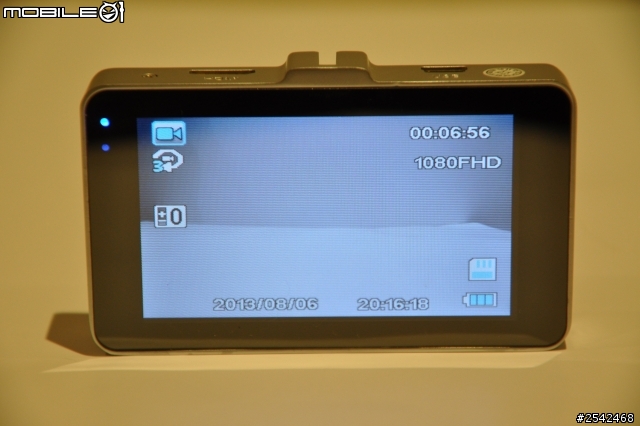 剛拿到手的 G2W 新款鋁合金機身紀錄器 96650主控 開箱摟 新增白天跟晚上影片~