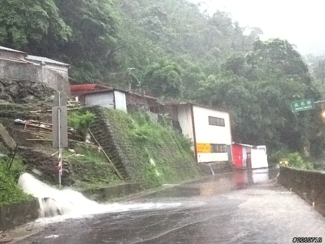 油羅溪水位及尖石現況