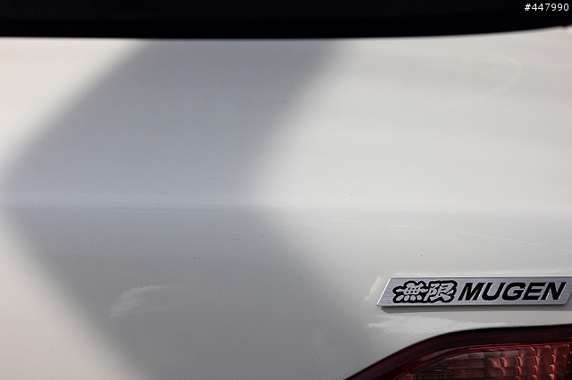 我把"無限MUGEN"標誌貼上車啦!!