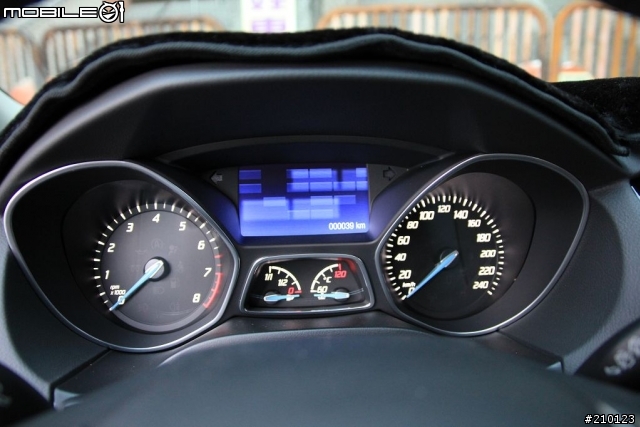 [開箱] 簡單開箱 雙離合大不同 Ford Focus MKIII 6W X VW Golf 6