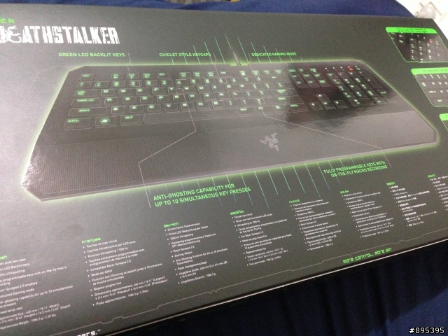 [不專業開箱] Razer DeathStalker 噬魂金蠍遊戲鍵盤