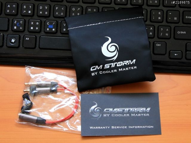 [敗家] CM Storm Pitch 貪狼星耳塞耳機 簡單分享