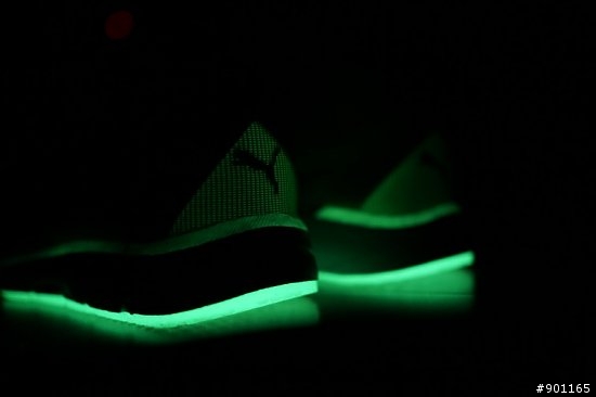 夜光為跑步加樂 - PUMA FAAS 300 v2 Glow