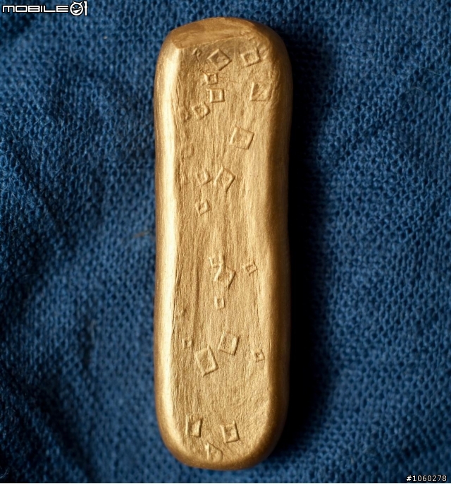 有看過黑色的墨條  但有看過黃金和白銀的墨條嗎?