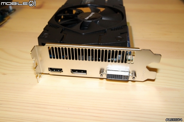 [開箱] Sapphire 藍寶 HD7770 短卡版，簡單測試