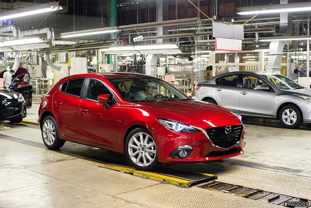 NEW MAZDA3 出關囉!!!