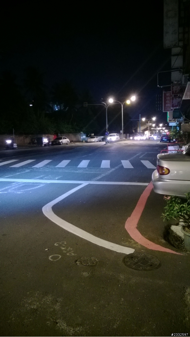 NOKIA我回來了，925不專業開箱(新增心得，夜拍照)