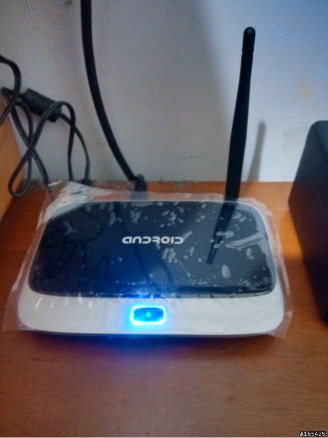 [開箱]四核RK3188智能高清無線網路播放android4.2機上盒