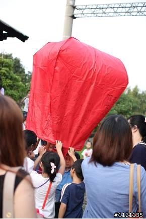 德國進口手排Fiesta週年開箱回憶&周末賽道+鐵道亂闖記