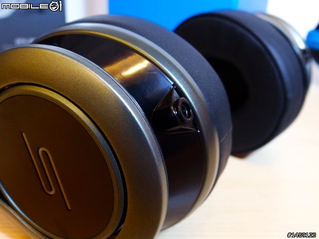 [開箱評測] 五角潮牌！ SMS Audio- DJ by 50 (灰)