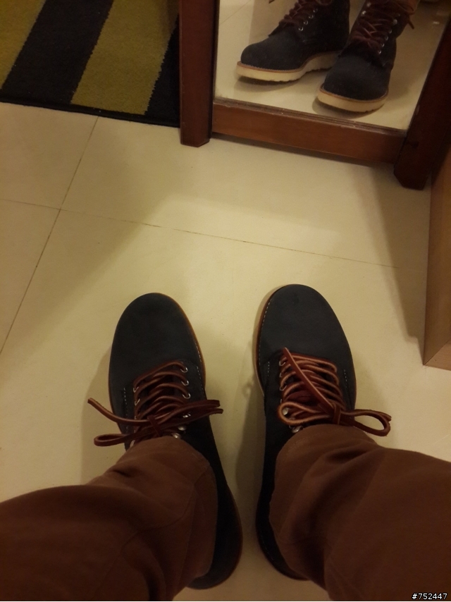 我的第一雙麂皮鞋Red Wing 8154開箱