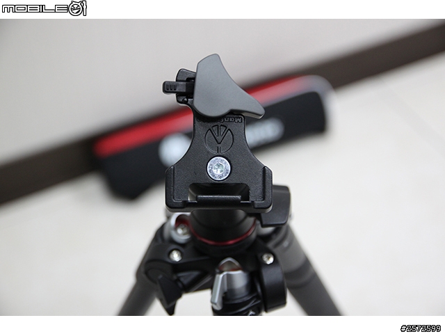 [開箱文] Manfrotto befree 新手腳架開箱文