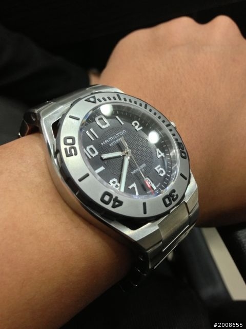 [開箱] 2013新款 Hamilton Navy sub 300M
