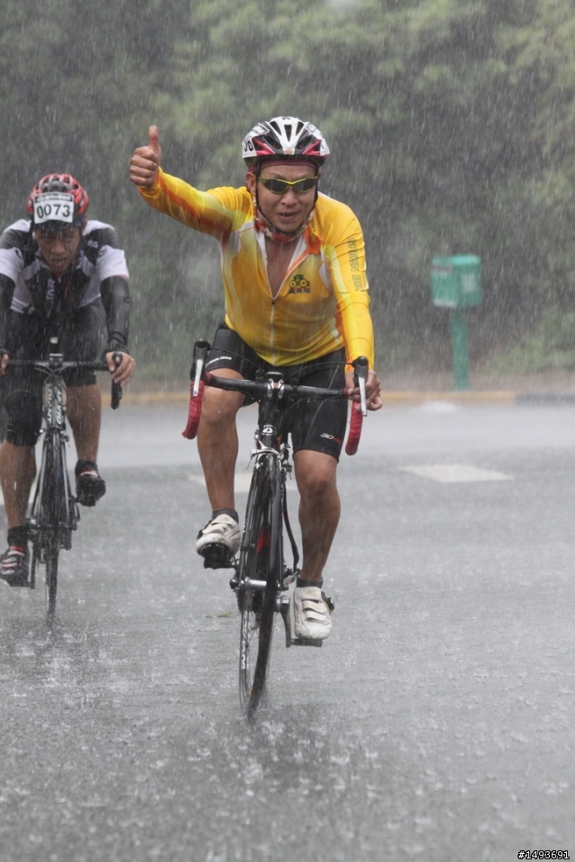 陽明山單車節4500張相片(雨中吵架有圖為證)