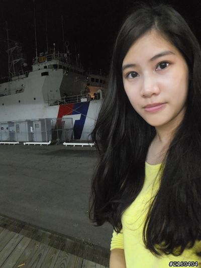 [分享] BENQ G1翻轉螢幕夜自拍～女孩兒們的OL聚會
