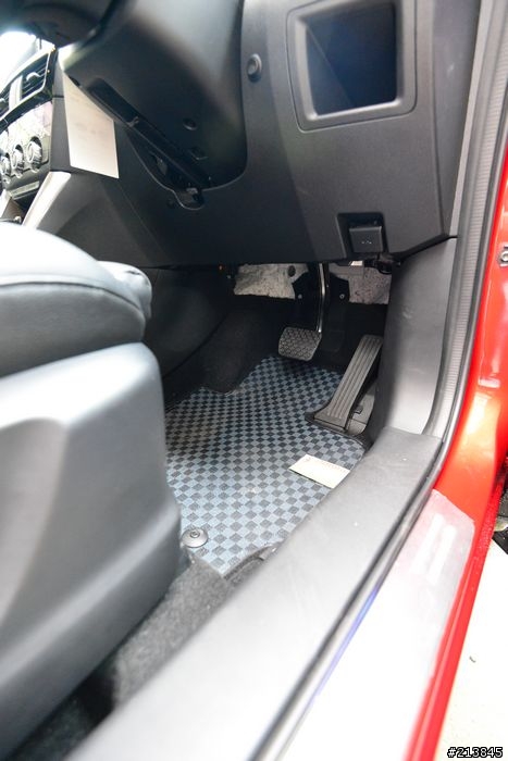 CX-5 2.2D 開箱~(新車開封写真)~~在日台灣人